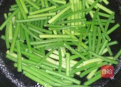 蒜台炒肉的做法图解4