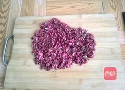 汆牛肉丸子的做法图解1
