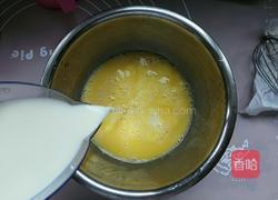 榴莲千层蛋糕的做法图解3