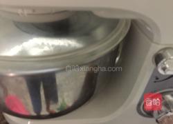 牛奶鸡蛋面包的做法图解3