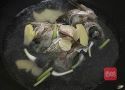 白炖鲢鱼汤的做法图解5