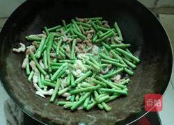 长豆角炒肉丝的做法图解7