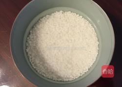 椰汁西米露的做法图解2