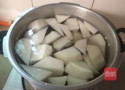 白萝卜煲猪骨汤的做法图解6
