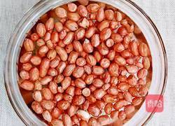 凉拌花生米的做法图解1