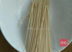 酱油拌面的做法图解1