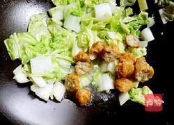 白菜炒丸子的做法图解7