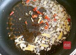 干煸小鱼的做法图解7