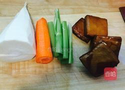 竹笋炒三丝的做法图解1