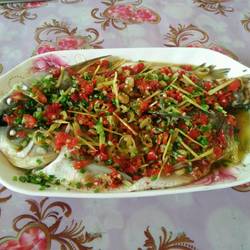 满堂红清蒸鱼的做法[图]