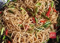 炒细面的做法图解7