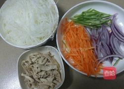 蚝油鸡丝炒米粉的做法图解4