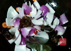 木耳洋葱炒鸡蛋的做法图解3