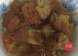 猴头菇炖鸡的做法图解3