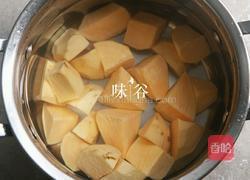 牛奶红薯糖水的做法图解3