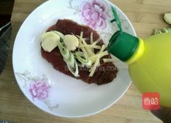 黑胡椒红酒牛排的做法图解4