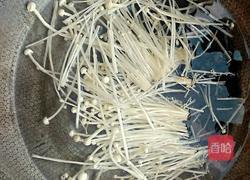 金针菇火龙果的做法图解2