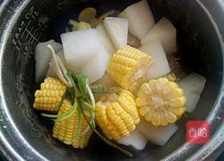玉米冬瓜排骨汤的做法图解4