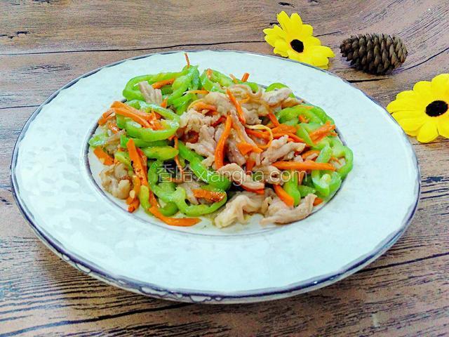 尖椒炒牛肉，营养丰富。