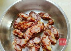 广式香肠炒饭的做法图解1