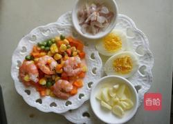 虾仁什锦炒面的做法图解1