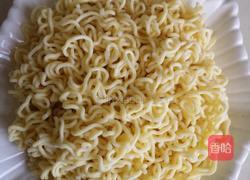 虾仁什锦炒面的做法图解2