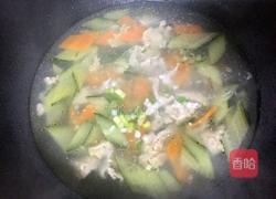 黄瓜肉片汤的做法图解8