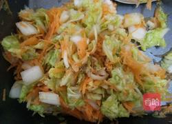 白菜馅饺子的做法图解3