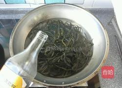 凉拌芹菜海带的做法图解4