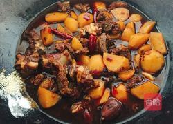 土豆烧排骨的做法图解12
