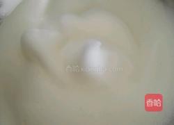 酸奶蒸蛋糕的做法图解3
