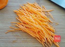 凉拌胡萝卜的做法图解1