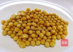 黄豆猪手汤的做法图解3