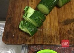 鲜榨青瓜汁的做法图解3