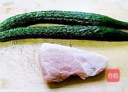 黄瓜炒肉片的做法图解1