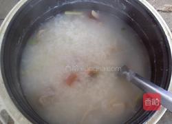 正宗皮蛋瘦肉粥的做法图解6