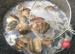 蛤蜊豆腐汤的做法图解3