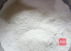 五彩冰皮月饼的做法图解3