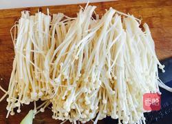 干豆腐卷金针菇～的做法图解1