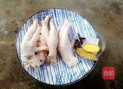 秘制红烧鸡爪的做法图解1