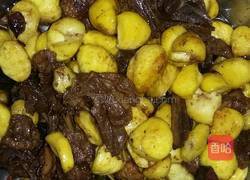 板栗烧鸭的做法图解4