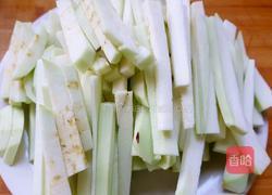 肉炒茄子的做法图解1