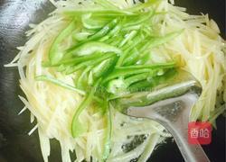 青椒炒土豆丝的做法图解5