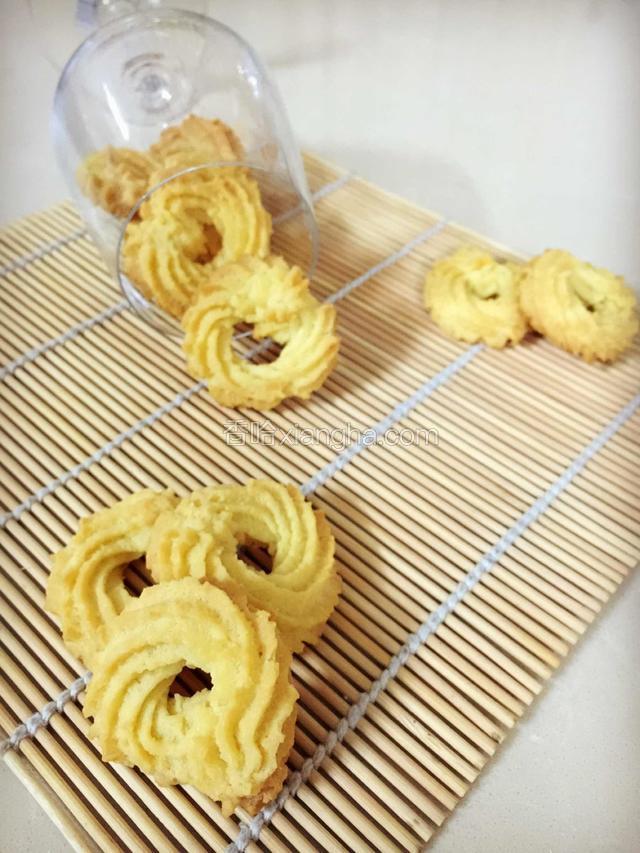 奶油饼干成品图