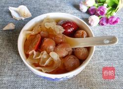 银耳红枣桂圆汤的做法图解5
