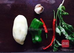 土豆炒牛肉的做法图解1