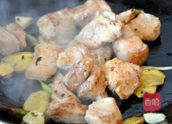 土豆红烧肉的做法图解4