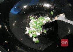 黄瓜炒火腿肠的做法图解2