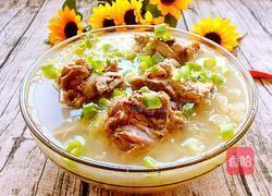 排骨炖酸菜的做法图解7