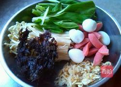 三鲜米线的做法图解1